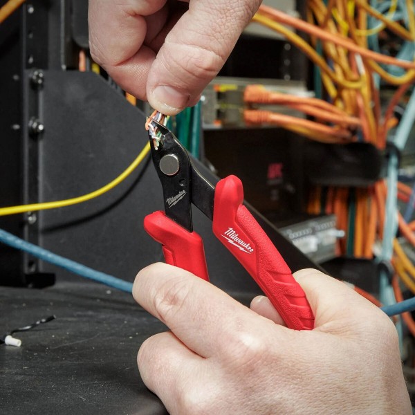 Mini clește electrician Mini clește electrician